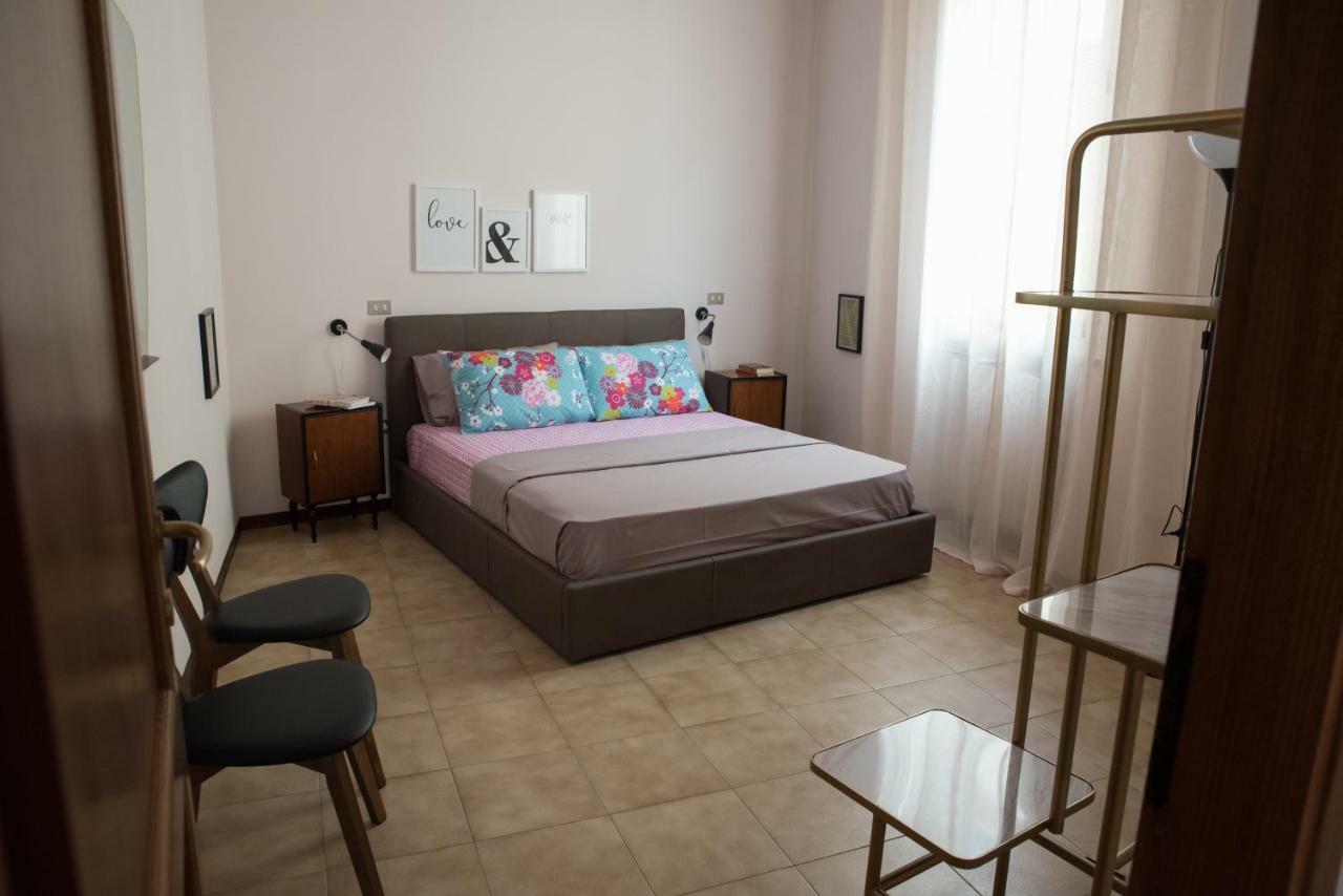 Saffi Apartment フォルリ エクステリア 写真